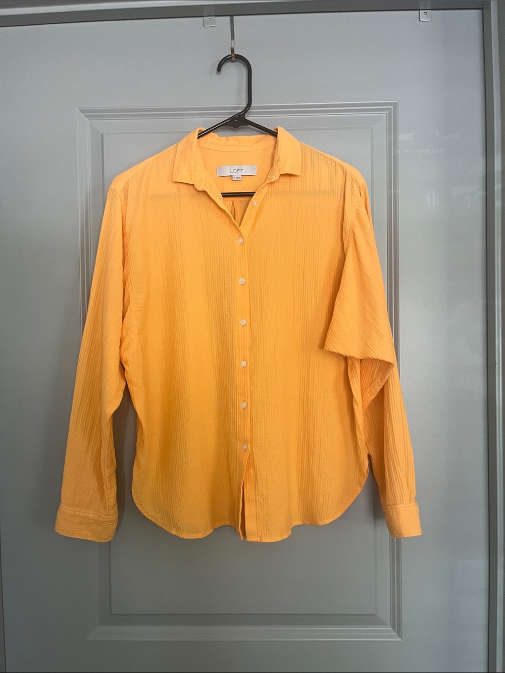 LOFT Women's Soft Orange Textured Button-Down Shirt 100% Cotton